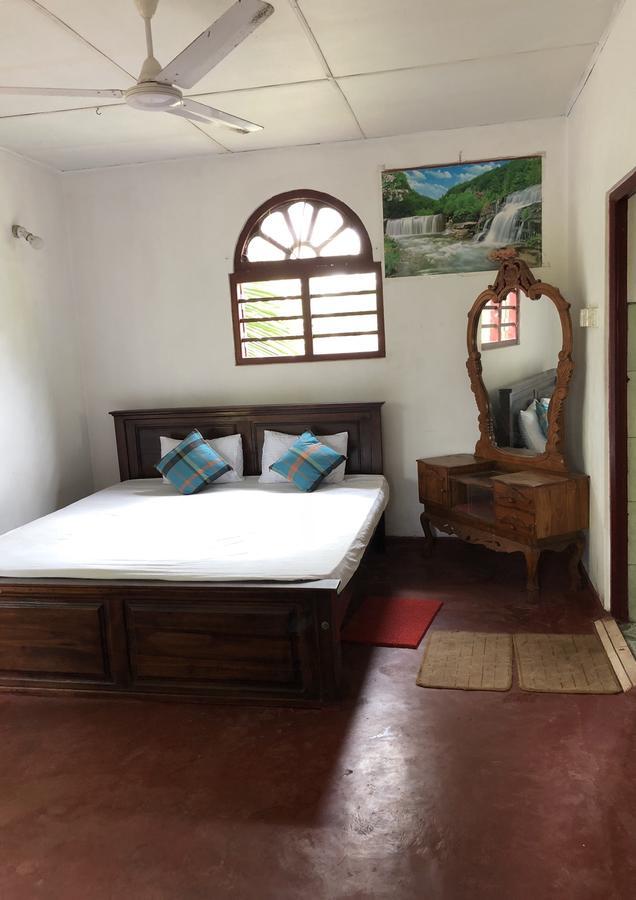 Raj Villa Kumarakanda 히카두와 외부 사진