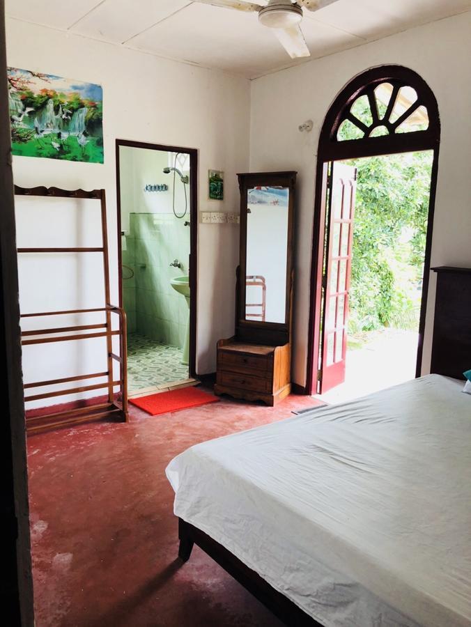 Raj Villa Kumarakanda 히카두와 외부 사진